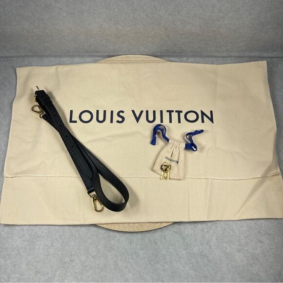 Louis Vuitton Grand Palais M45811 Handbag Purse Black Monogram Excellent Cond. - Picture 9 of 15